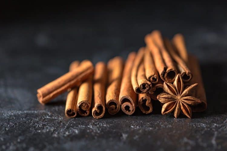 Cinnamon extract