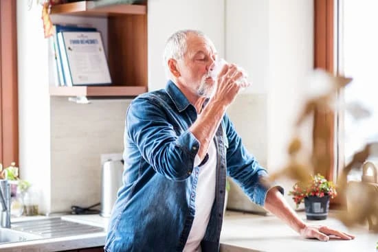 Drinking water to reduce BP